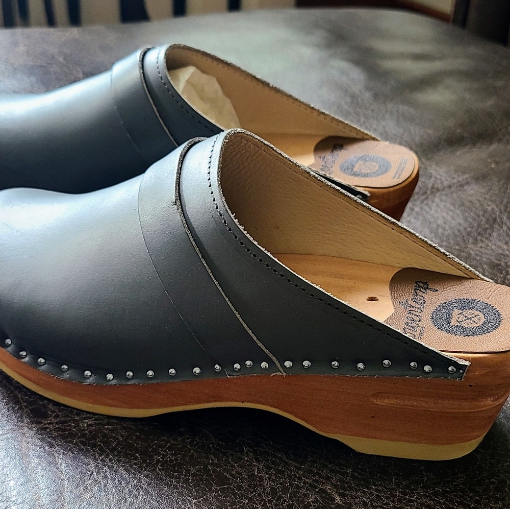 Troentorp clogs size 37